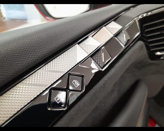 DS AUTOMOBILES DS 4 1.6 e-tense phev Performance Line+ 225cv auto