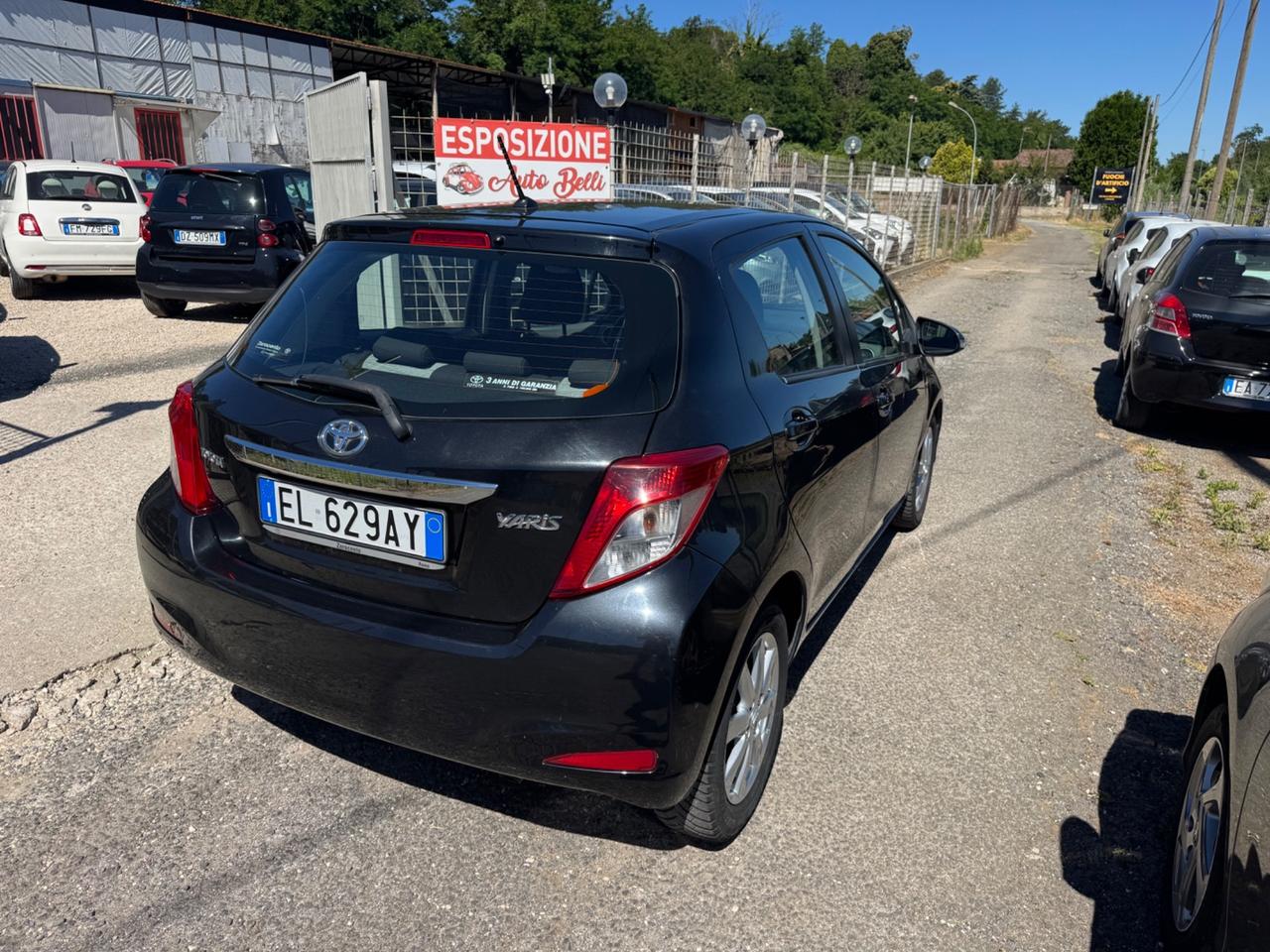 Toyota Yaris 1.4 D-4D 5 porte Lounge NEOPATENTATI