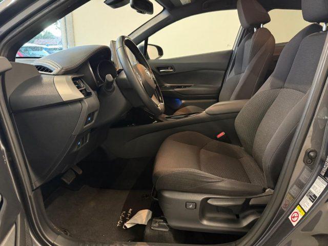 TOYOTA C-HR 1.8 Hybrid E-CVT Lounge