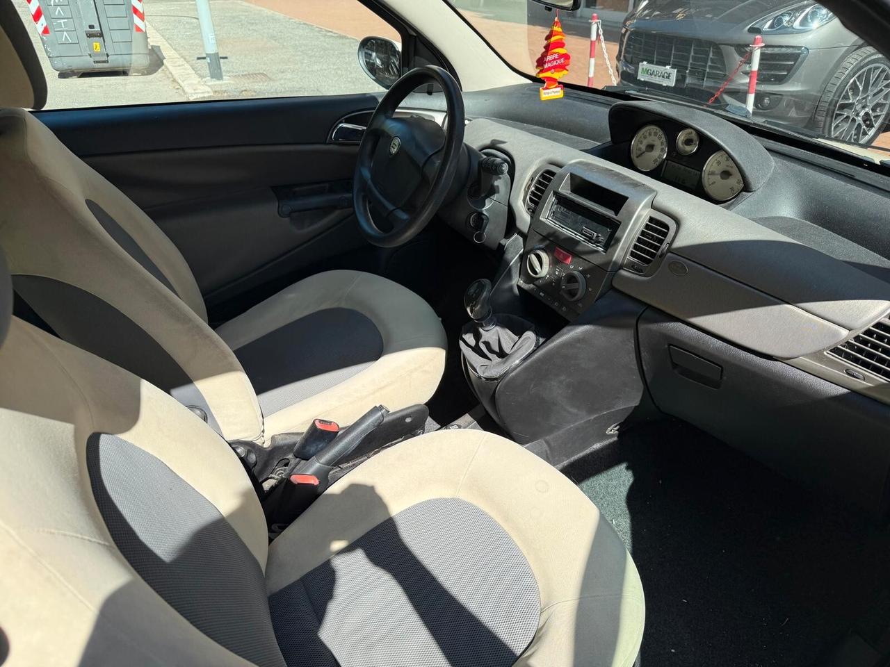 Lancia Ypsilon 1.2 BENZINA
