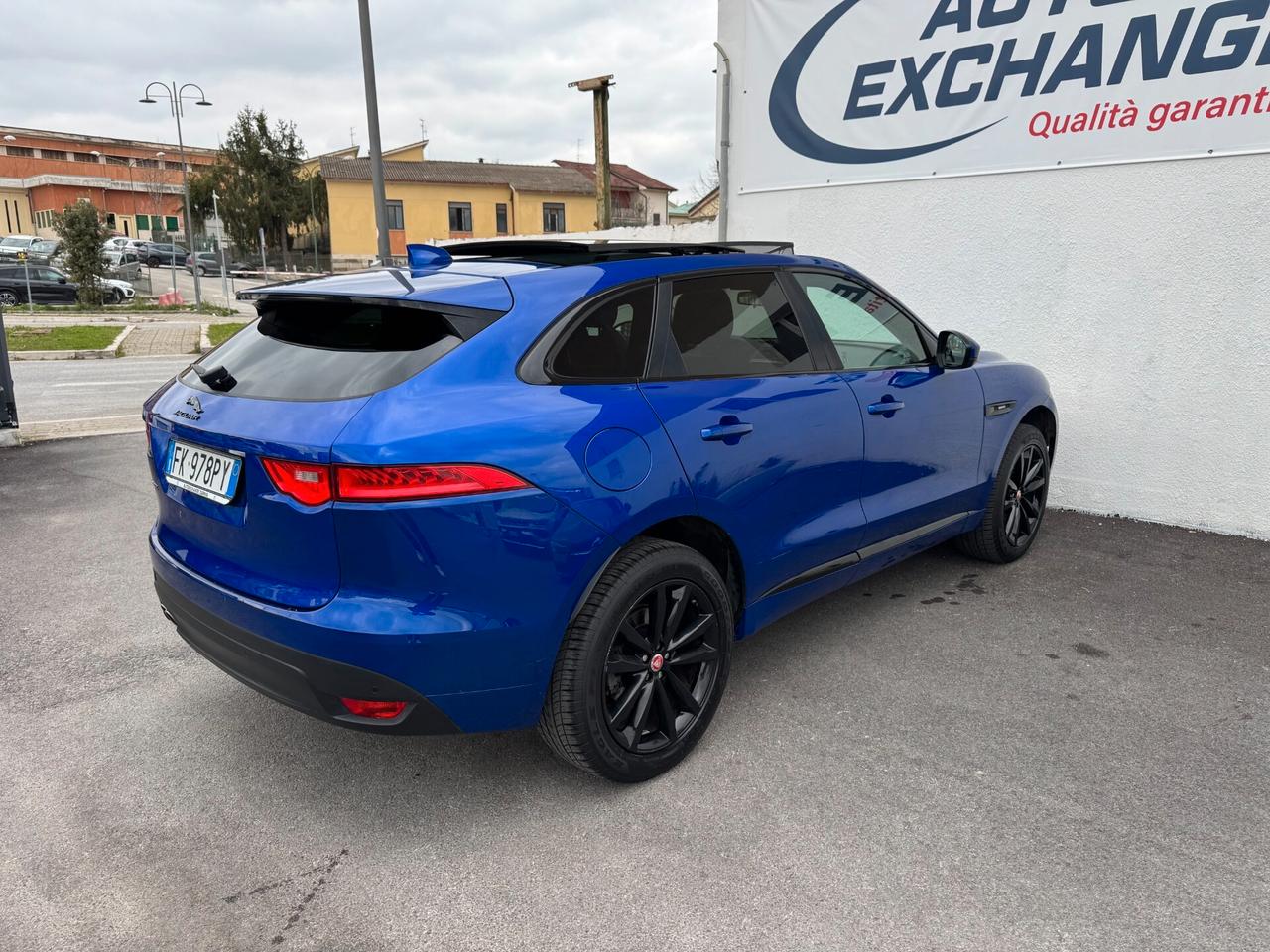 Jaguar F-Pace 2.0 D 180 CV aut. R-Sport