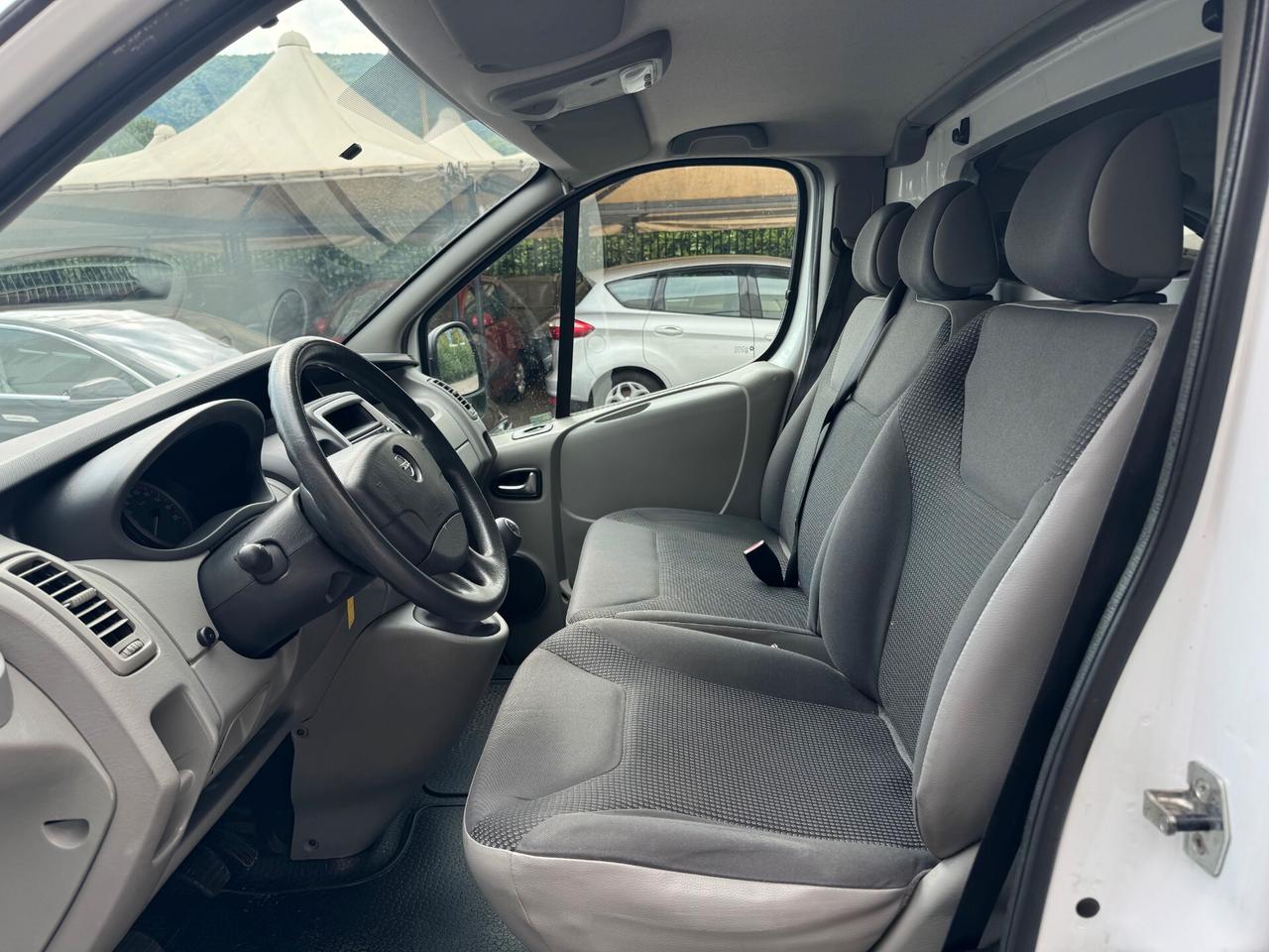 Opel Vivaro 29 2.0 CDTI PL-TN 85.000 KM UNIPROP. PEDANA POSTERIORE