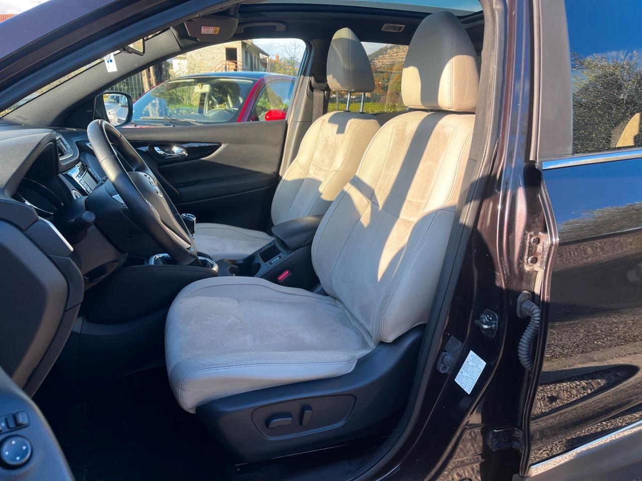 Nissan Qashqai 1.6 dCi 4WD Premier Limited Edition 130 cv