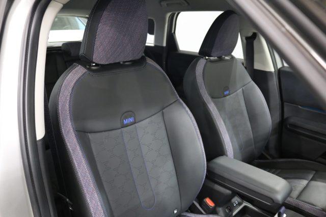 MINI Mini C Essential Countryman