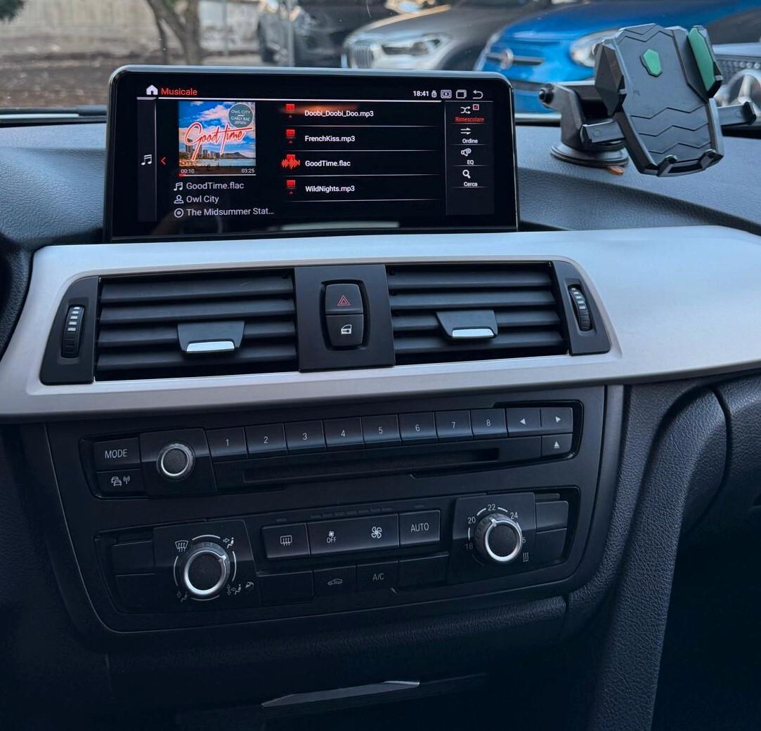 Bmw 318d Touring Luxury 143Cv