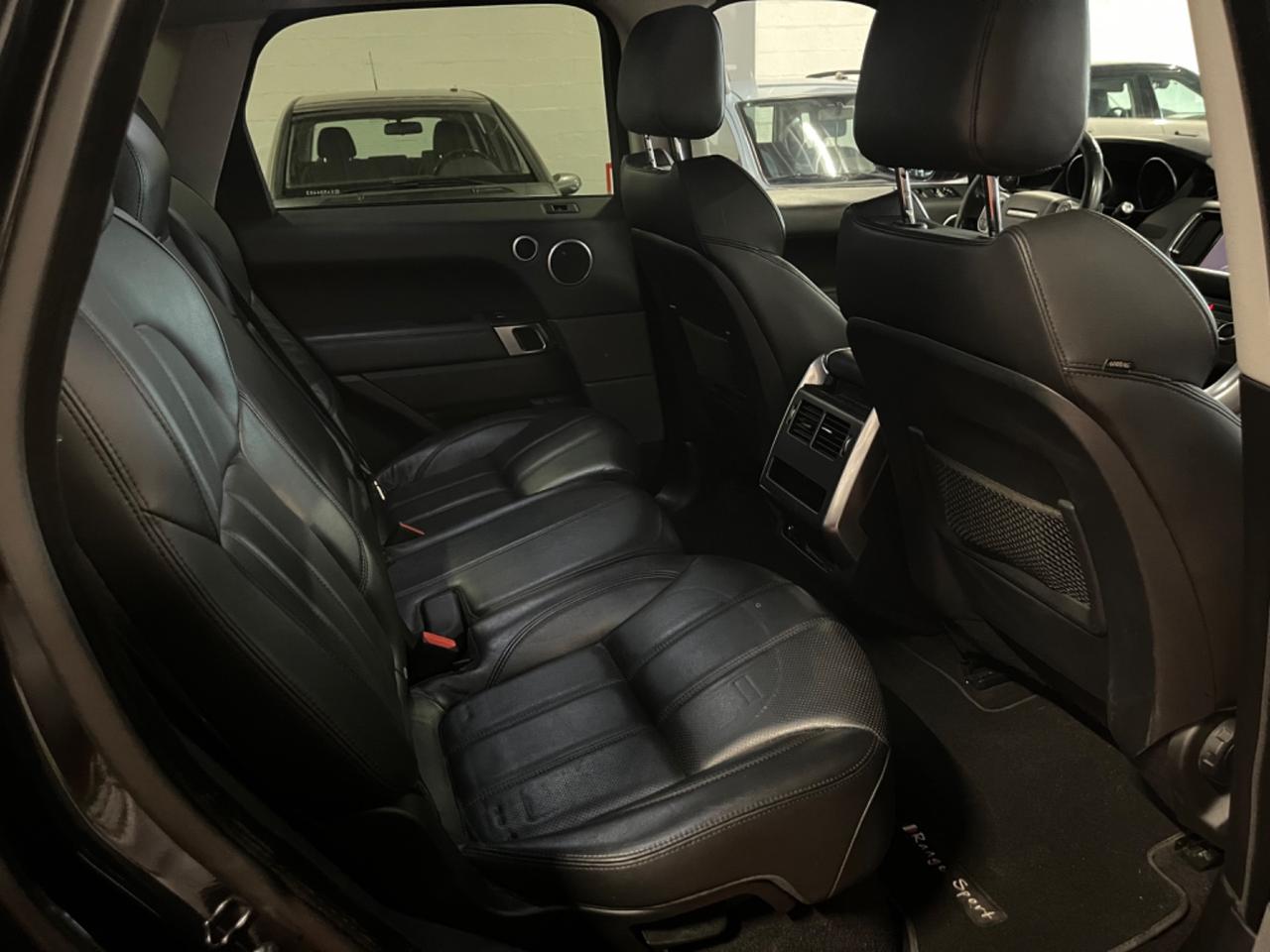 Land Rover Range Rover Sport Range Rover Sport 3.0 TDV6 HSE