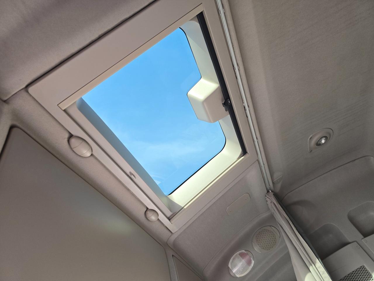 IVECO STRALIS HI-WAY 460 2017