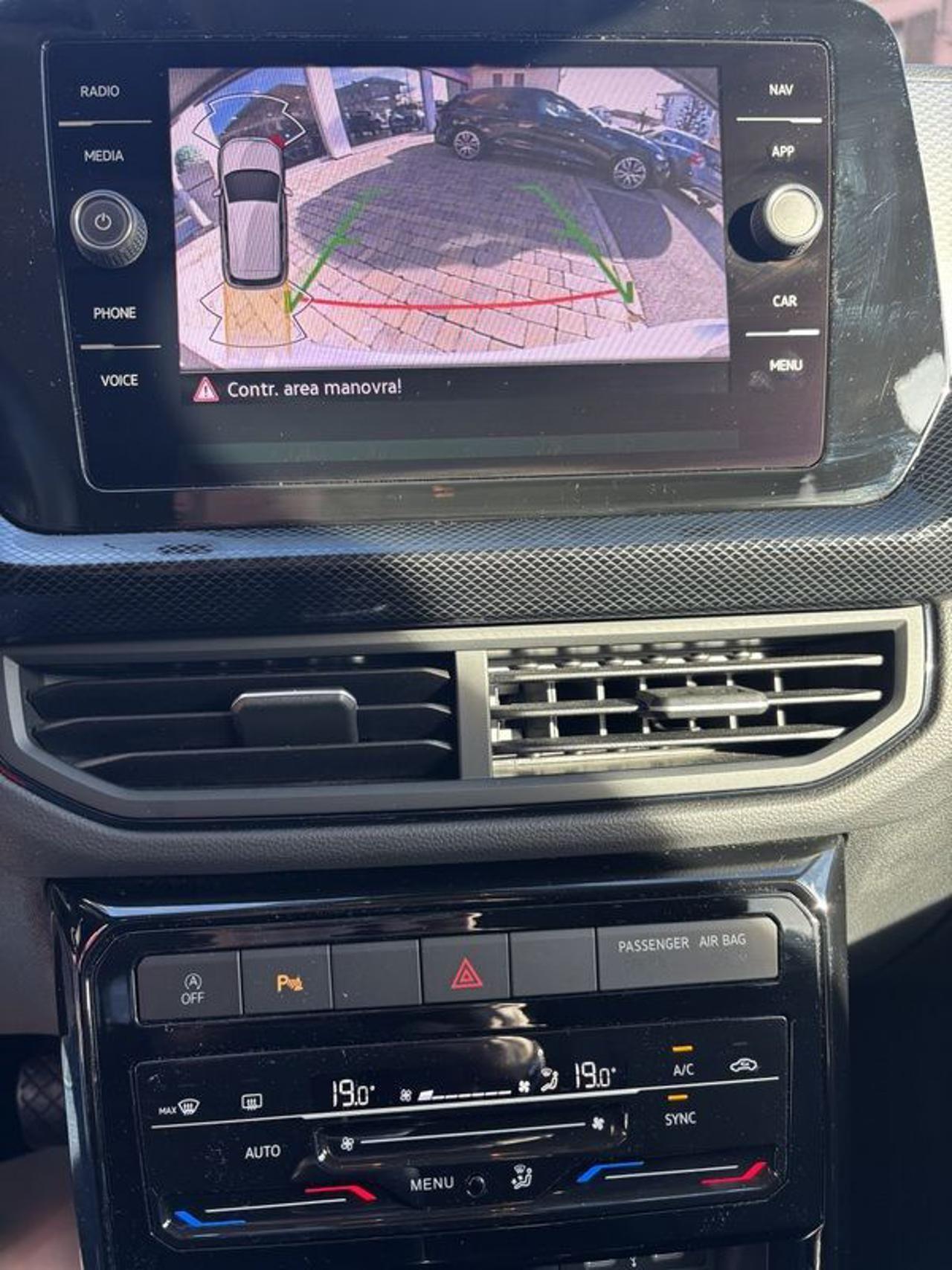 Volkswagen T-Cross 1.0 TSI 115 CV Life LED-APP CONNECT-17"