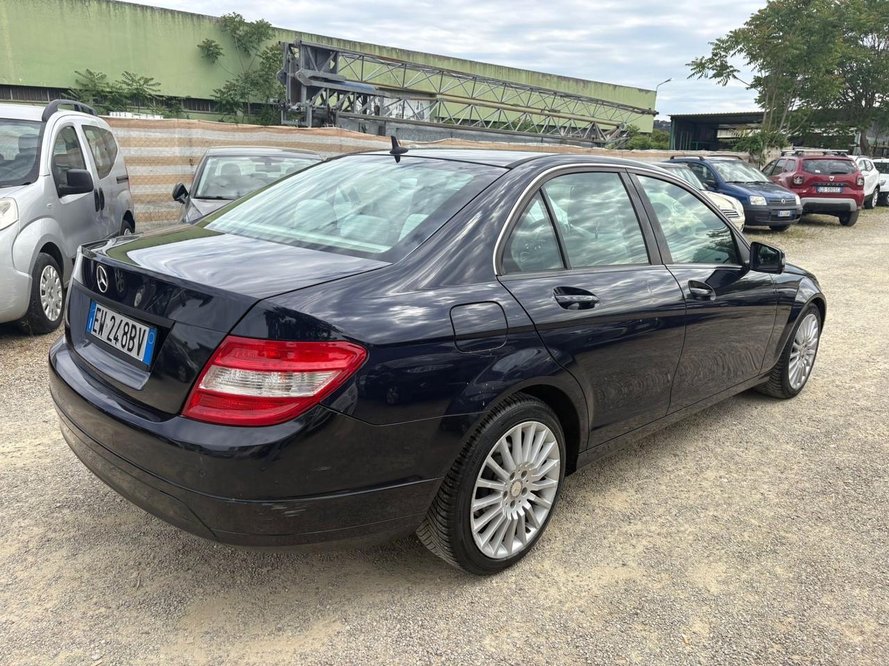 Mercedes-benz C 200 CDI 2009 2.2 DIESEL 136CV 271.000 KM