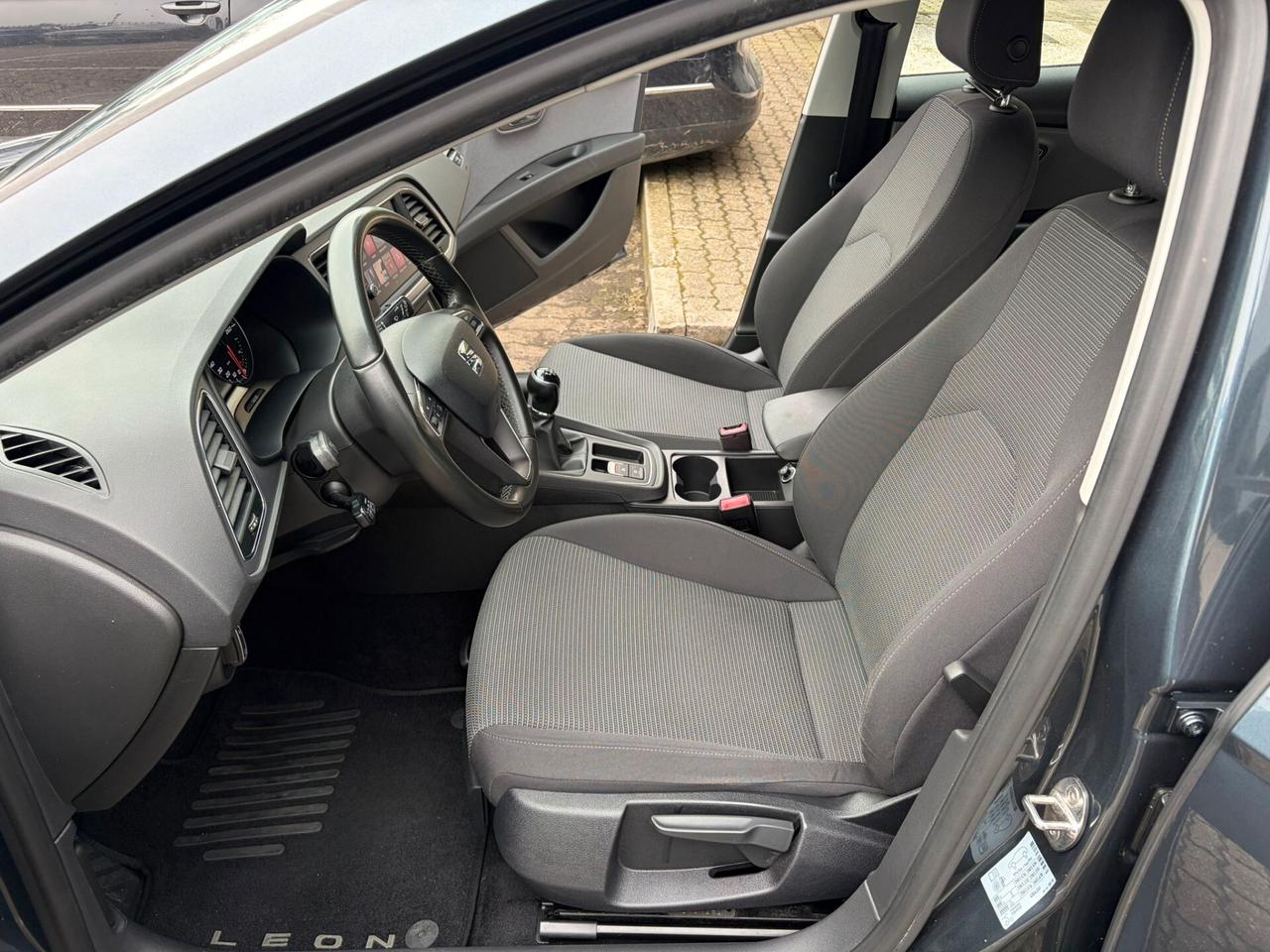 SEAT Leon ST 1.6 tdi 115cv my19 GRANDINATA