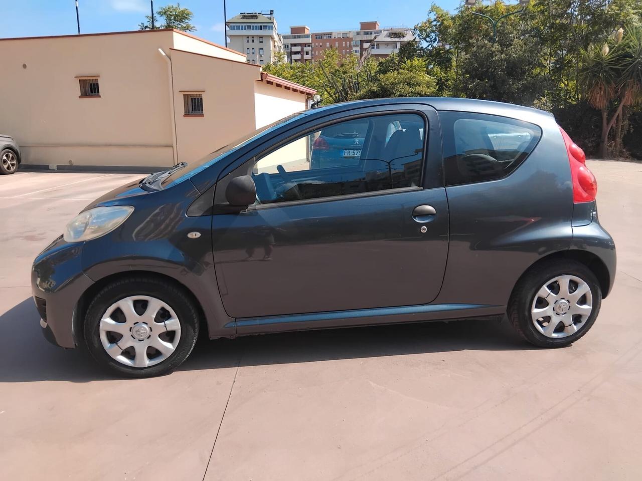 PEUGEOT 107 DESIR 3 PORTE 50KW GARANZIA