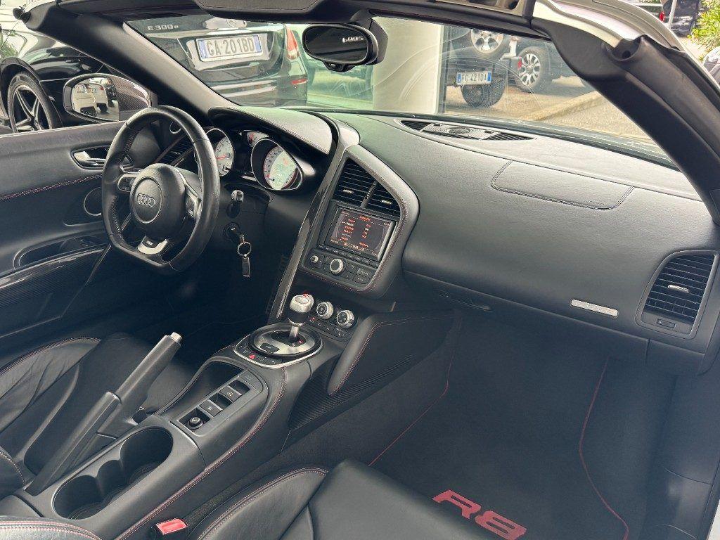 AUDI R8 Spyder 5.2 V10 quattro R-tronic CARBONCERAMICA