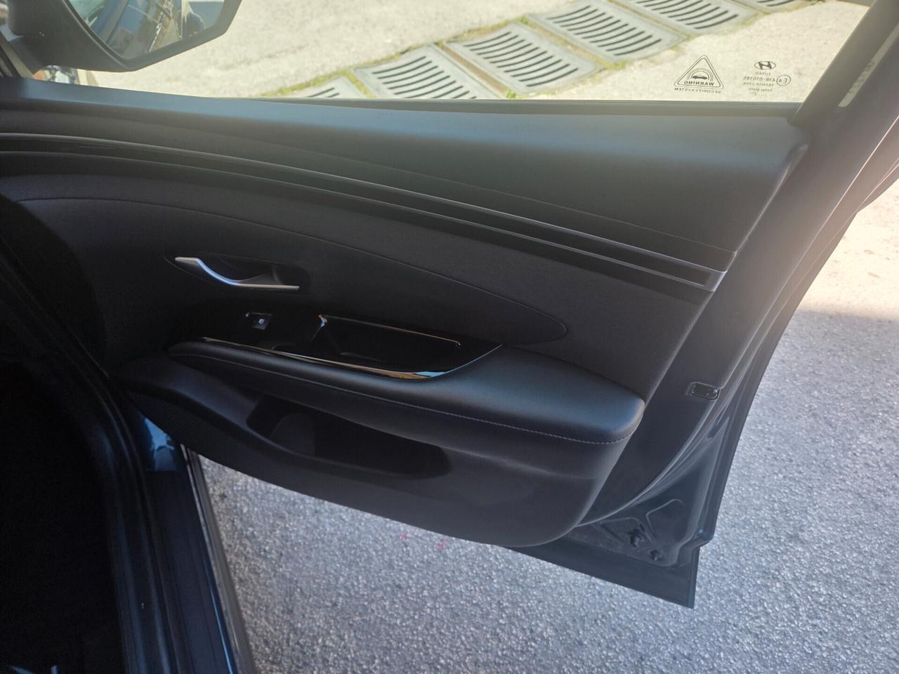 HYUNDAI TUCSON ANNO 2022 SOLI KM 120000 CERTIFICATI