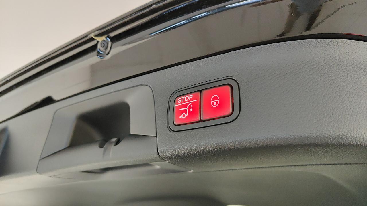 Mercedes-Benz GLA 200 d automatic