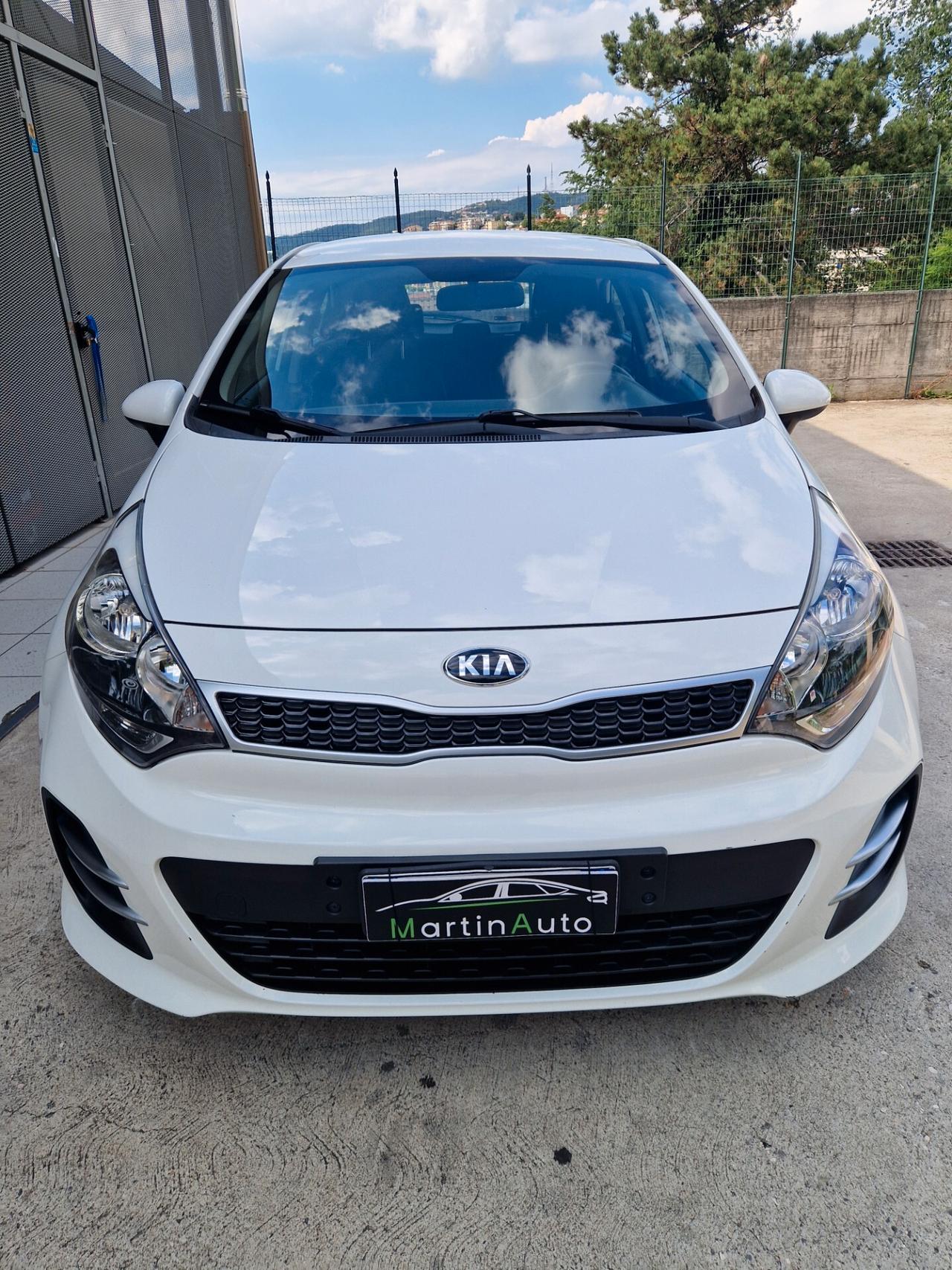 Kia Rio 1.2 benz 85cv - Garanzia 12 mesi