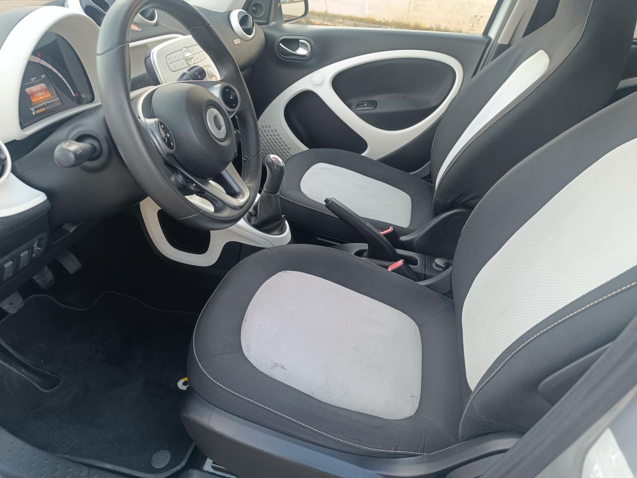 Smart ForFour 70 1.0 Passion 5 porte del 2015