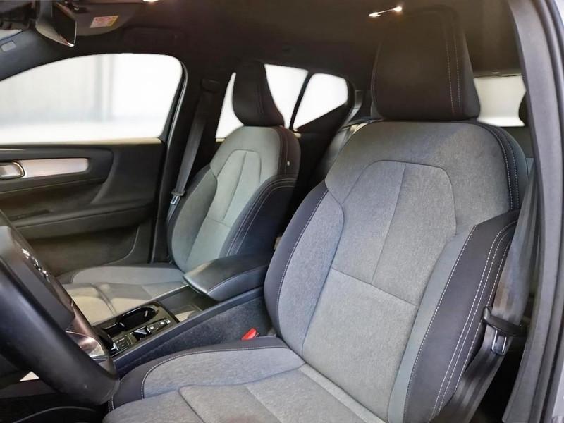 VOLVO XC40 T4 RECHARGE PLUG-IN AUTO PLUS BRIGHT SUV