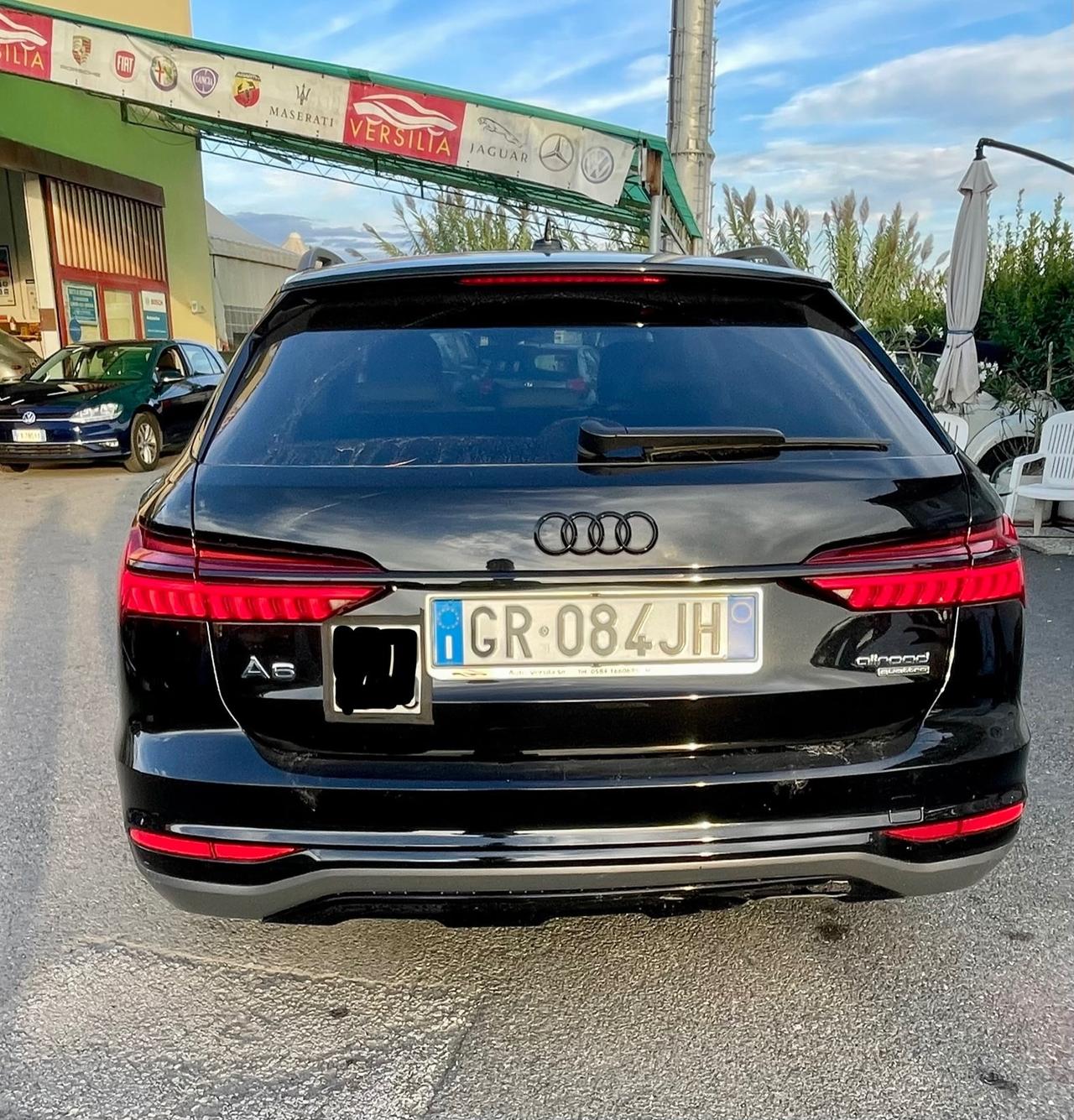 Audi A6 allroad 55 TFSI 3.0 quattro S tronic Business Advanced