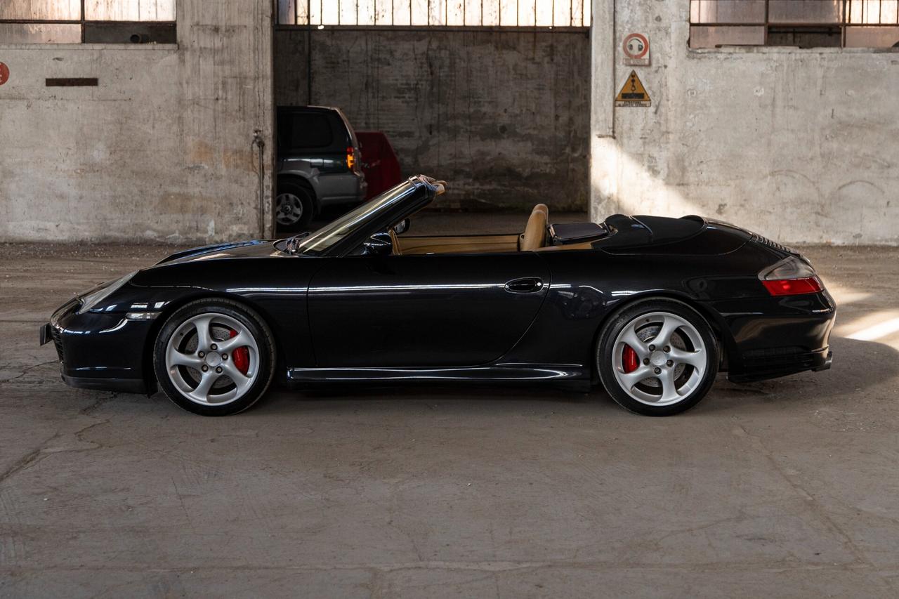 Porsche 911 Carrera 4S cat Cabriolet