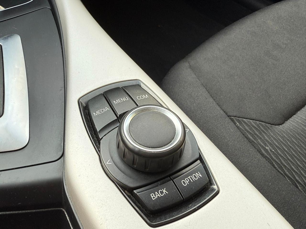 Bmw 118d 5p. Advantage cambio aut.