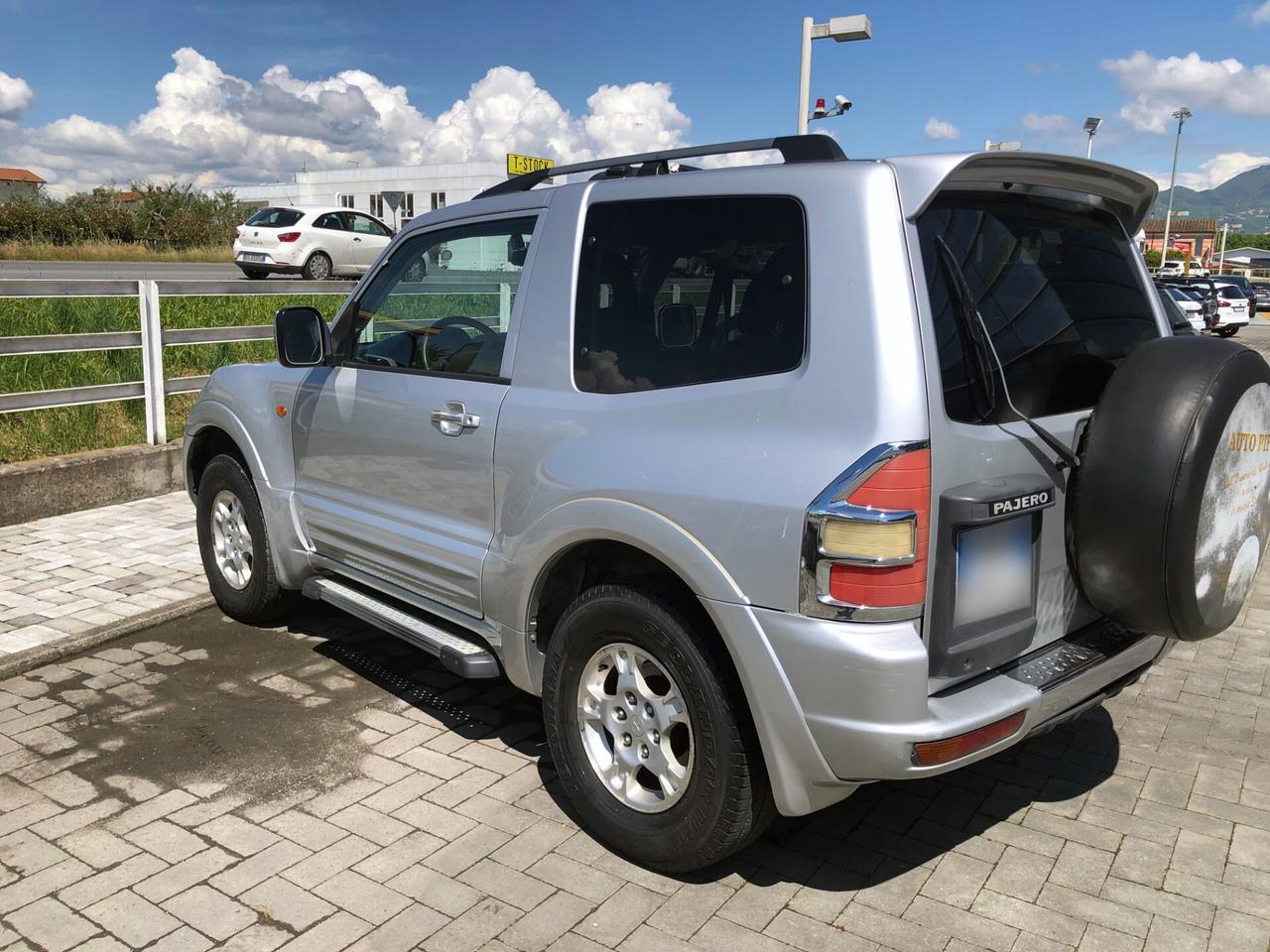 Mitsubishi Pajero 3.2 16V DI-D 3p. GLX