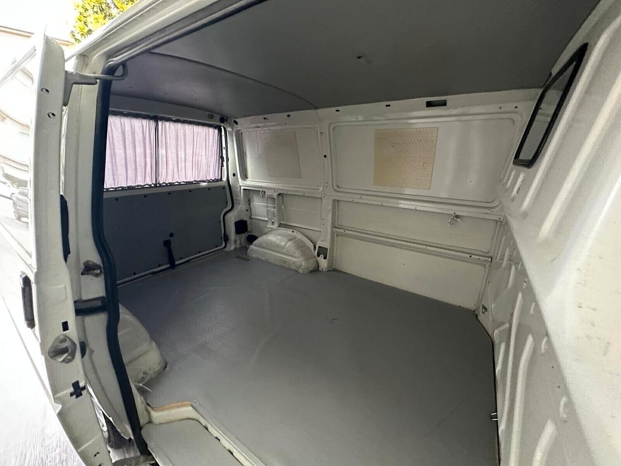 Volkswagen transporter T4