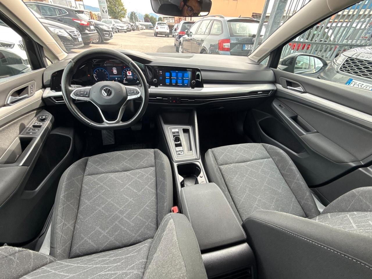 Volkswagen Golf 1.5 tgi 130cv dsg BENZINA/ METANO