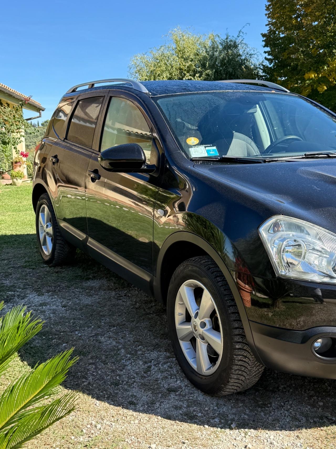 Nissan Qashqai Qashqai+2 2.0 dCi DPF n-tec
