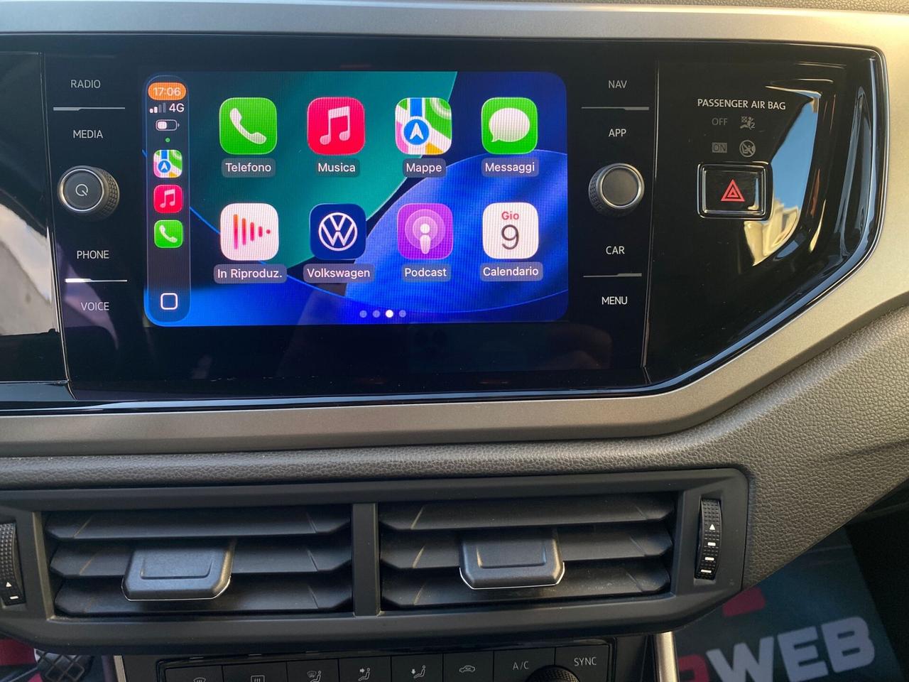 VOLKSWAGEN POLO 1.0 TSI HIGHLINE R line 2021