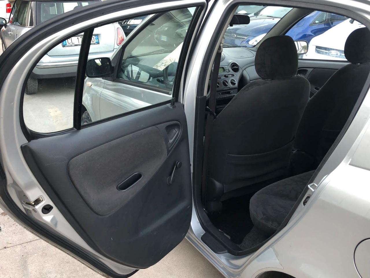 Toyota Yaris Verso 1.4 Tdi D-4D cat Luna