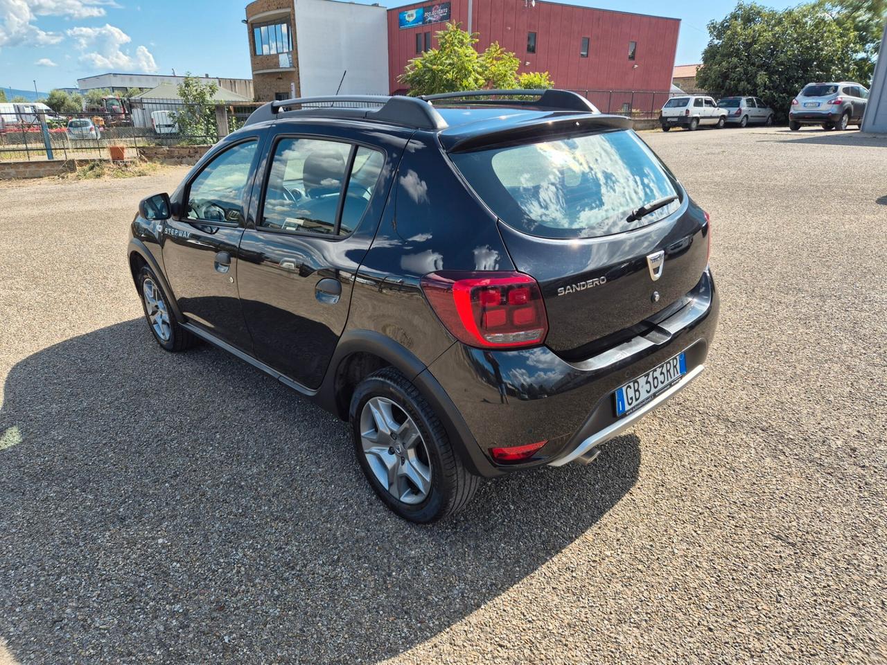 Dacia Sandero Stepway 1.0 TCe 100 CV ECO-G Comfort