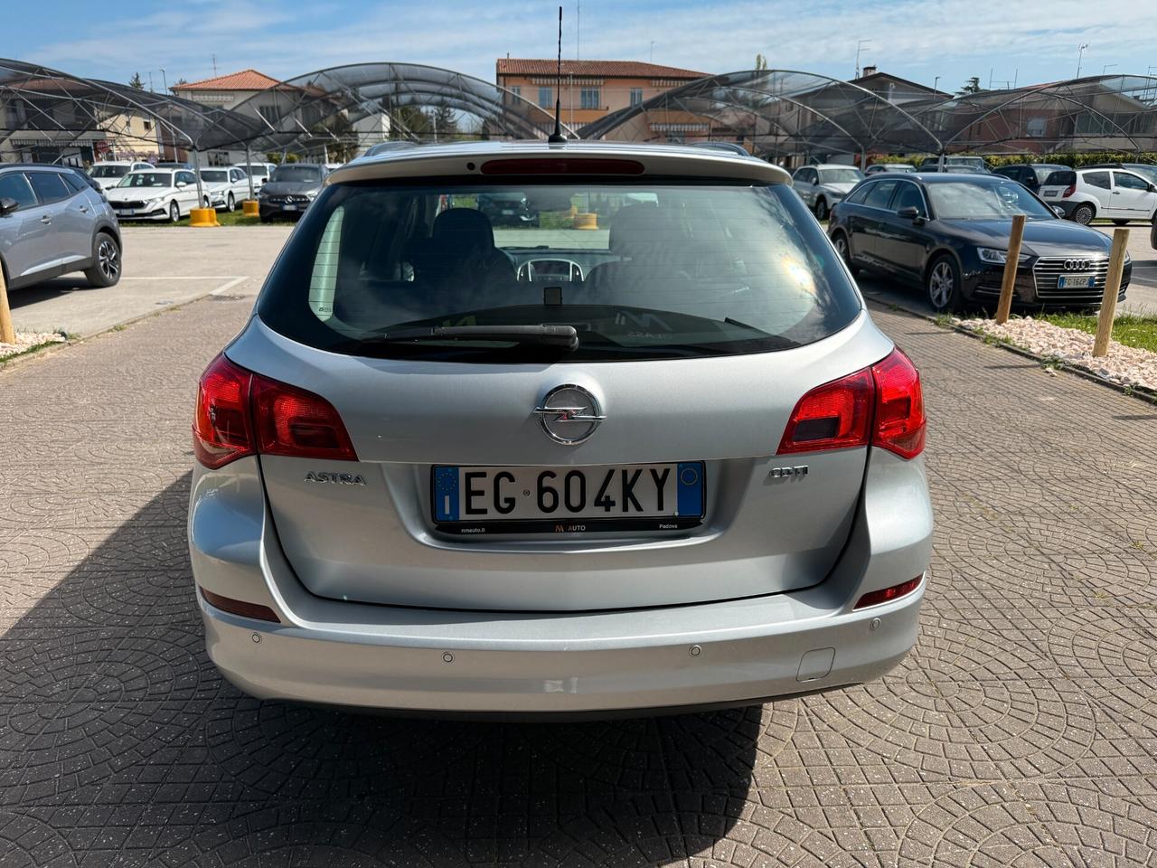 Opel Astra 1.7 CDTI 110CV Station Wagon Cosmo