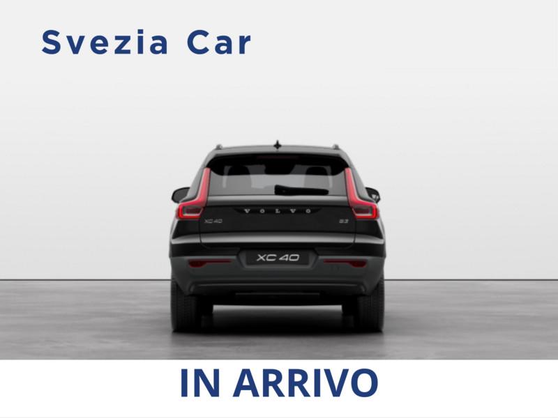 Volvo XC40 B3 automatico Plus Dark