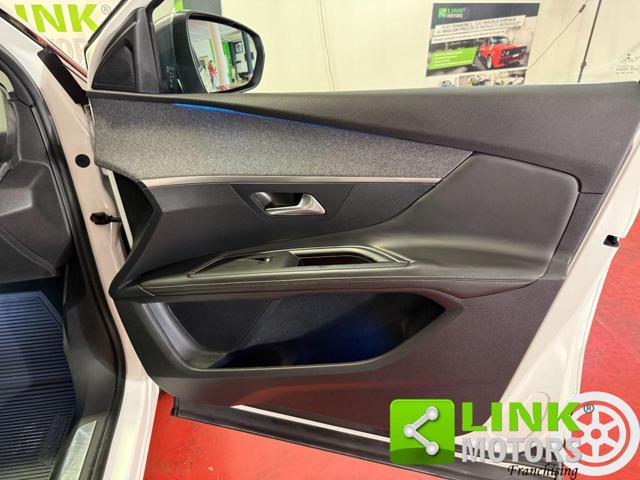 PEUGEOT 3008 BlueHDi 120 S&S EAT6 GT Line - N1 - autocarro