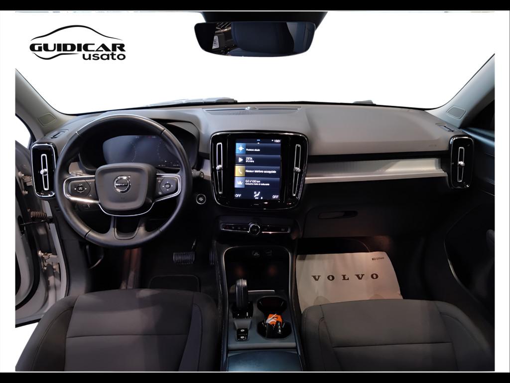 VOLVO XC40 - XC40 1.5 t3 Momentum 163cv auto my21