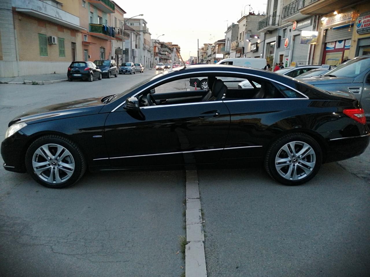 Mercedes-benz E 220 E 220 CDI Coupé BlueEFFICIENCY