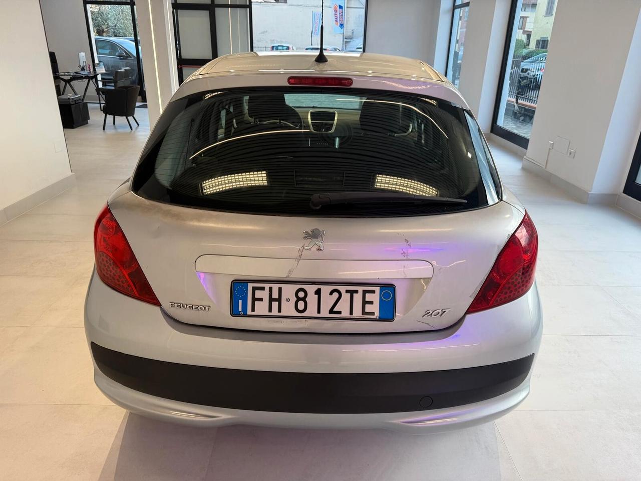 Peugeot 207 1.4 5p. OK NEOPATENTATI
