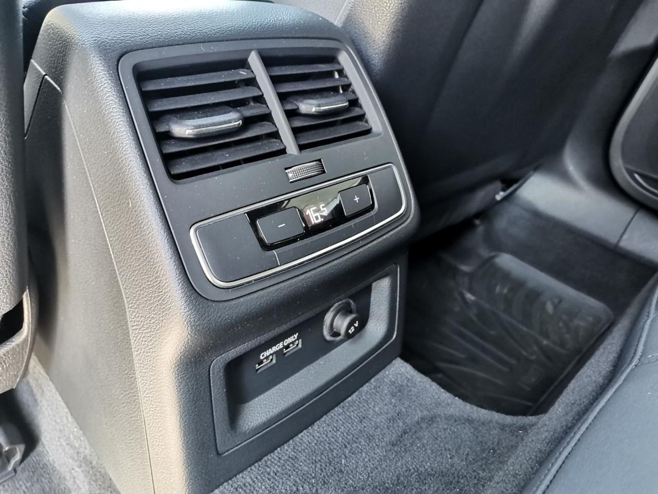 Audi A4 Avant 40 TDI S tronic TOTAL BLACK