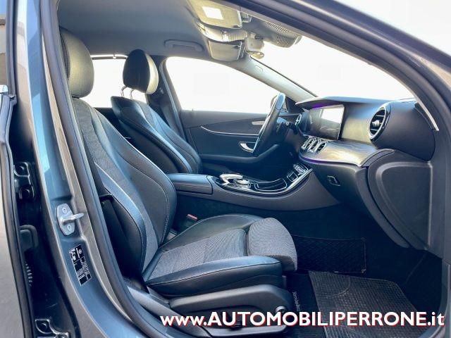 MERCEDES-BENZ E 220 d Sport (Virtual/Navi/Retro/LED)