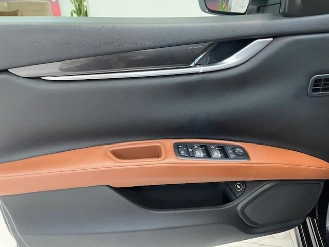 Maserati Ghibli V6 Diesel 275 CV GranSport