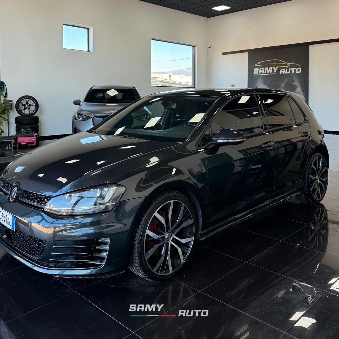 Volkswagen Golf GTD 2.0 TDI DSG 5p.