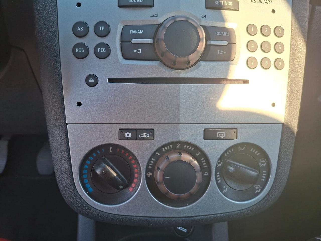 Opel Corsa 1.2 5 porte Edition