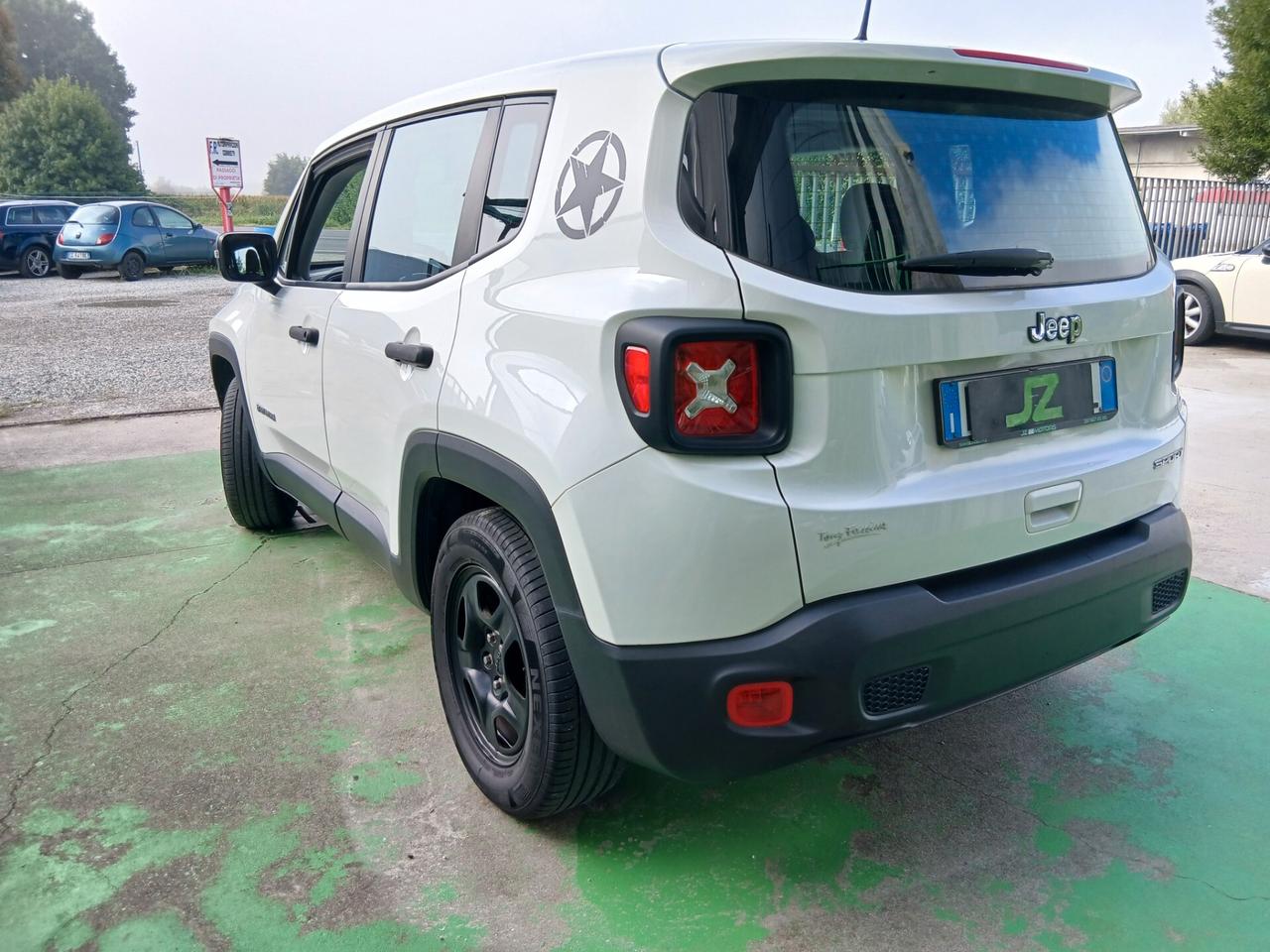 Jeep Renegade 1.6 E-TorQ EVO Sport