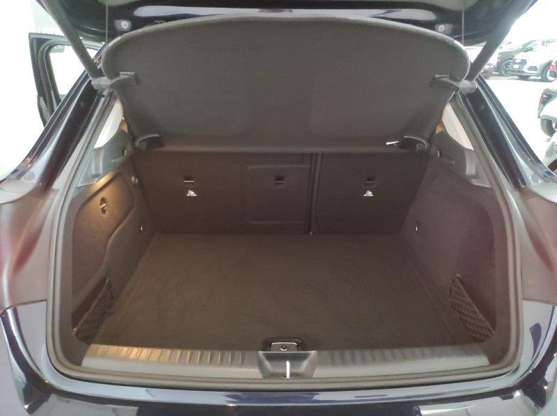 Mercedes-Benz GLA (X156) - GLA 200 d Automatic 4Matic Business Extra