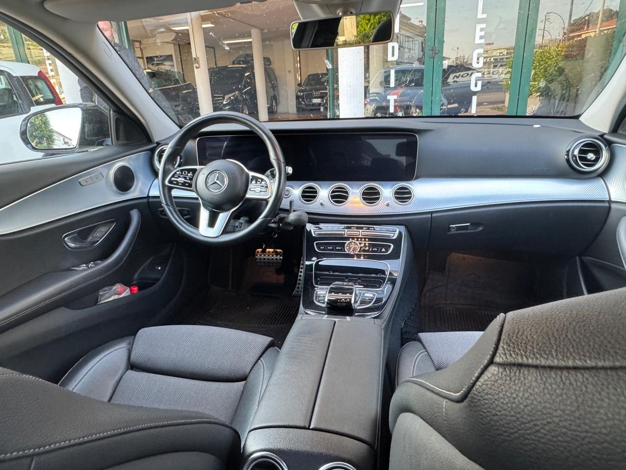 Mercedes-benz E 220 d Auto Premium Plus