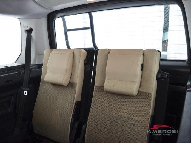 LAND ROVER Discovery 3 2.7 TDV6 SE