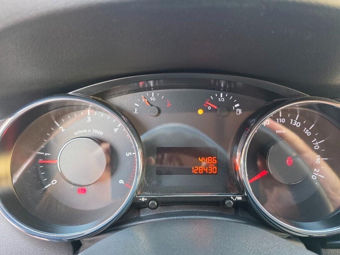 Peugeot 3008 1.6 HDi 110CV Premium
