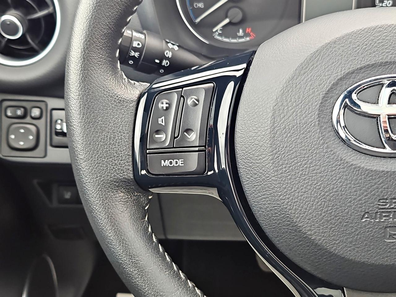 Toyota Yaris 1.5 Hybrid 5 porte Style FULL NEOPATENTATI
