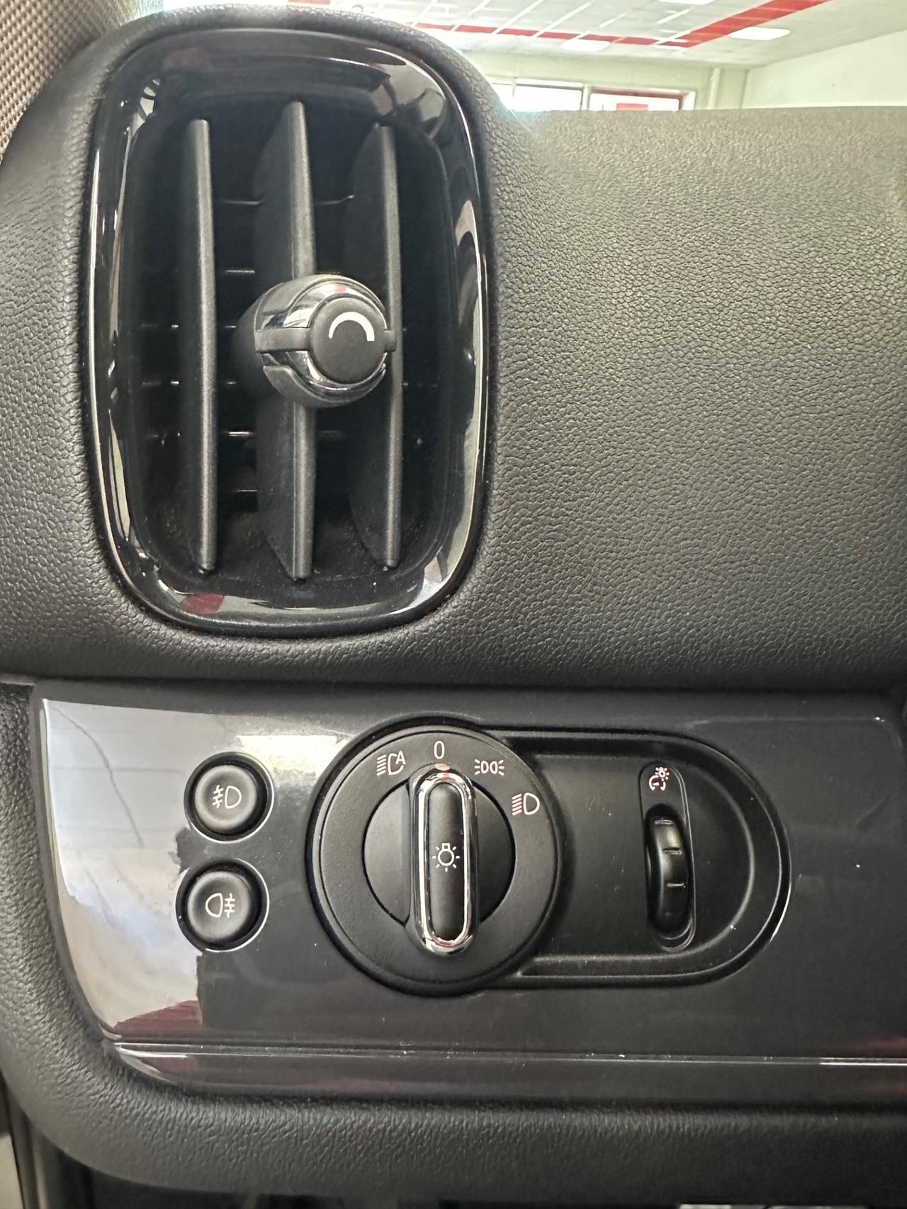 Mini Mini 5 Porte Cooper C Essential