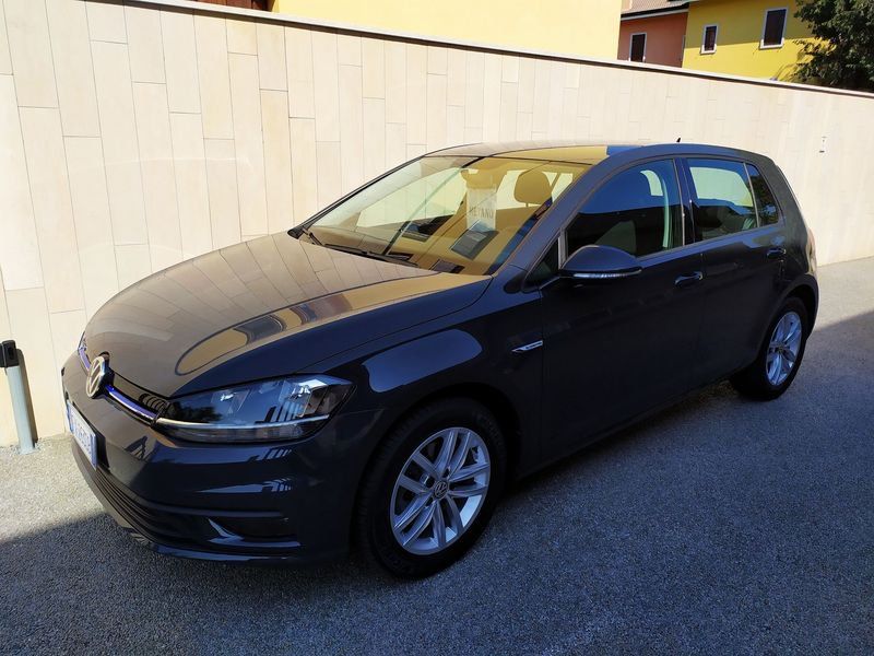 Volkswagen Golf  1.5 TGI 5p. Highline BMT